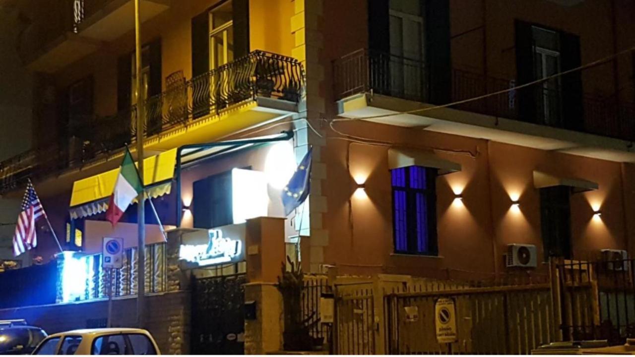 Hotel Taromy Napoli Eksteriør billede
